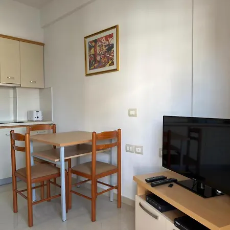 Seaside In The Center Of Apartment Vlore